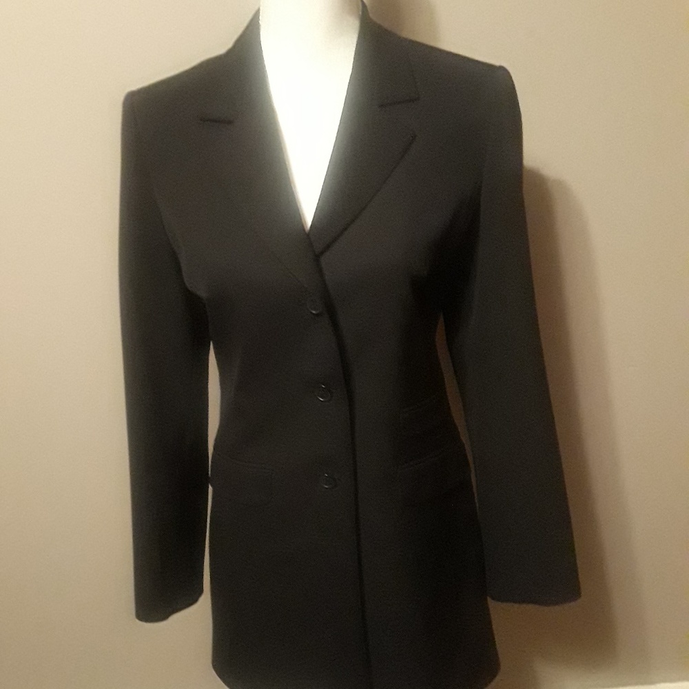 Meet your Posher, Felicia